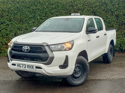 Toyota HILUX Active 2.4 White