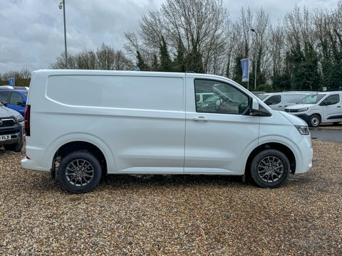 Volkswagen Transporter Swb L1h1 YM25LCO White #5