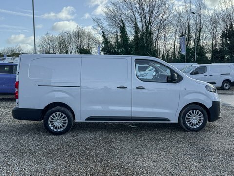 Toyota PROACE Lwb L2h1 Low FG74HDN White #5
