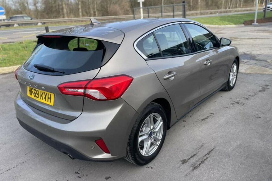 Ford Focus Hatchback HF69KYH Silver #3