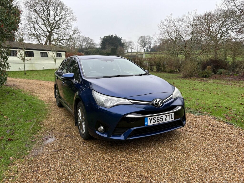 Toyota Avensis 2.0 D-4d Business Edition Touring Sports Euro 6 S Blue #3