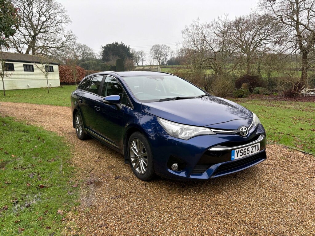 Toyota Avensis 2.0 D-4d Business Edition Touring Sports Euro 6 S Blue #5