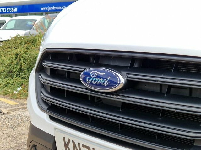 Ford Transit Custom 300 Chiller Van Leader KN71DNF White #5