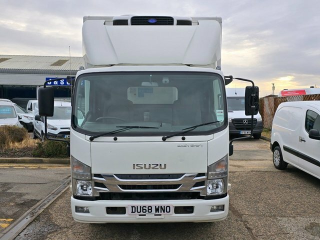 Isuzu  L Fridge DU68WNO White #2