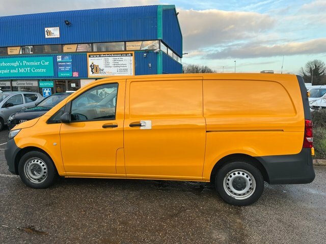 Mercedes-Benz Vito 114 Cdi Progressive Panel FJ21XSN Yellow #4