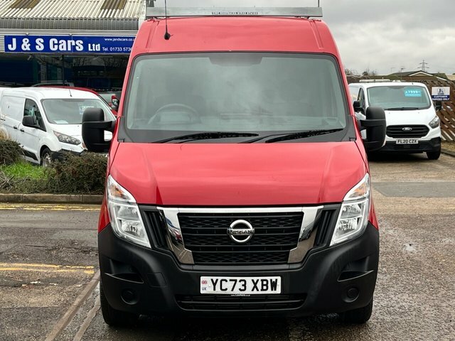 Nissan InterStar Dci 35 Acenta Panel Red #2