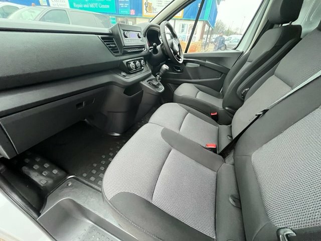 Nissan Primastar Dci 28 Acenta Panel DY23PCU White #4
