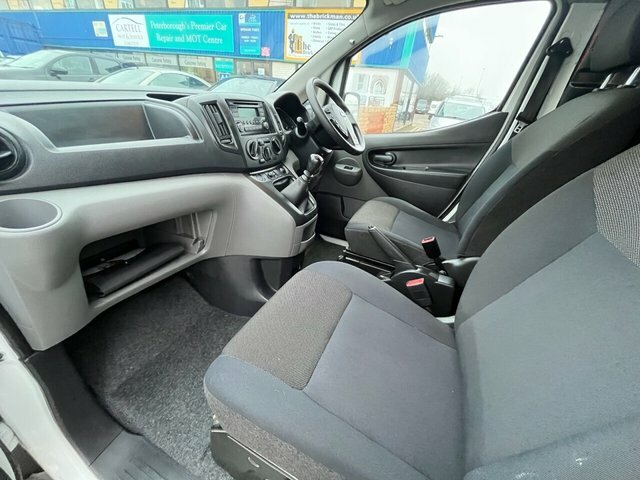 Nissan NV200 Dci Acenta Panel Van FY18NZB White #4