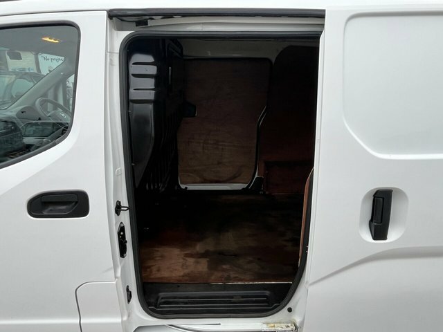 Nissan NV200 Dci Acenta Panel Van FY18NZB White #6
