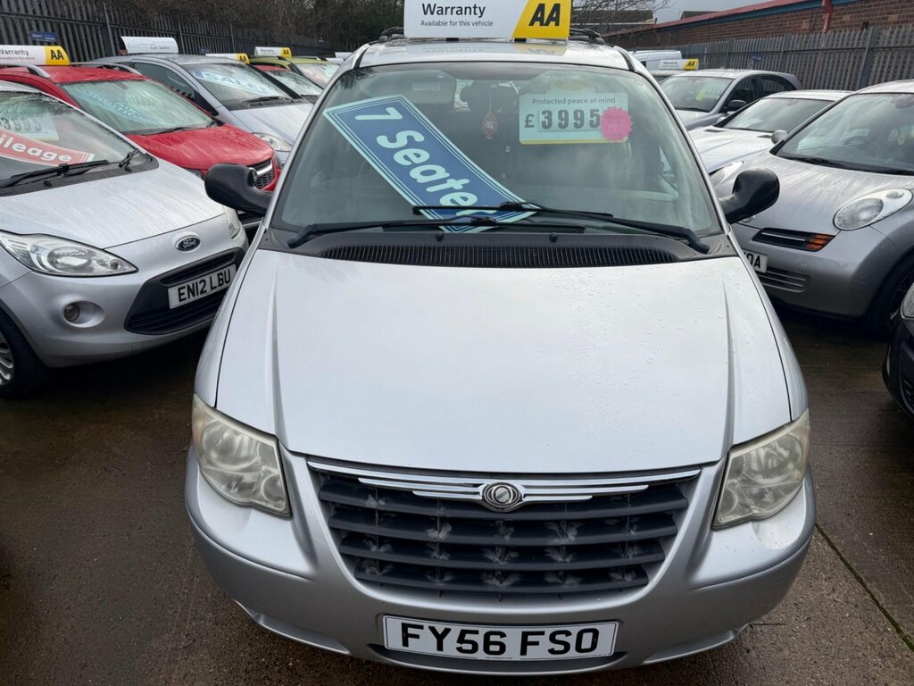 Chrysler Voyager Grand LX Black #3