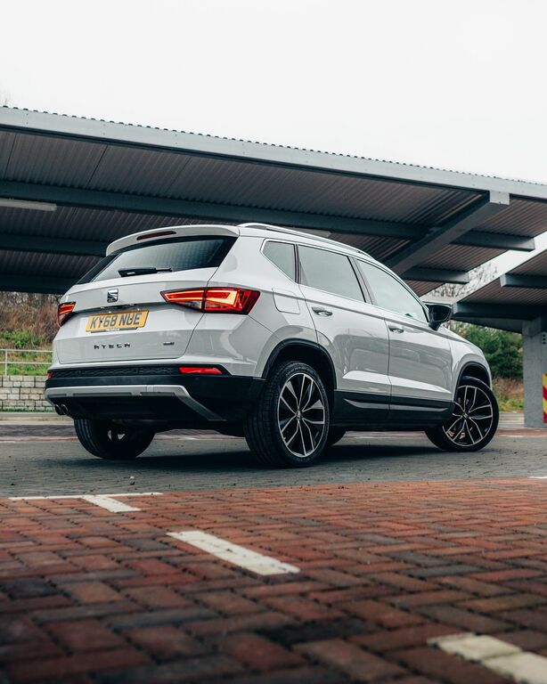 Seat Ateca 2.0 Tdi Xcellence Suv 4Drive Eur KY68NUE White #3