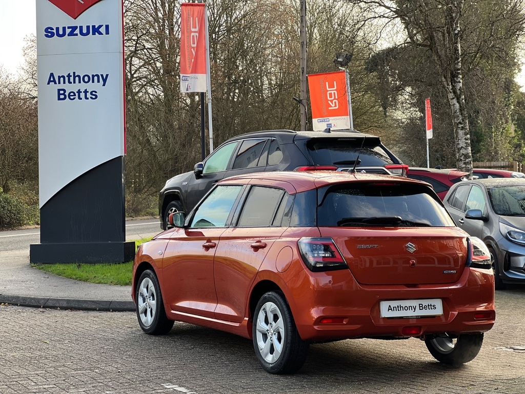 Suzuki Swift 1.2 Mild Hybrid Motion LK75VUV Orange #6