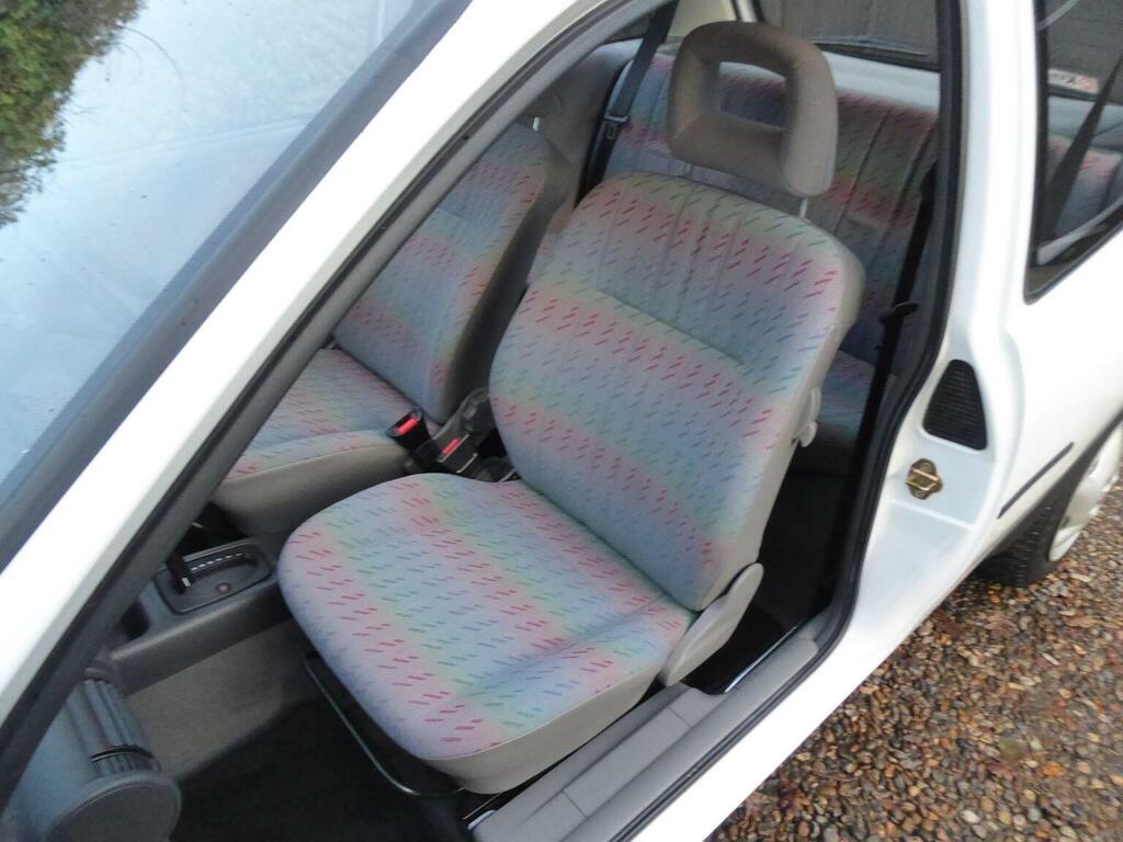 Vauxhall Corsa Hatchback #11