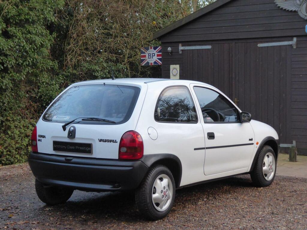 Vauxhall Corsa Hatchback #24