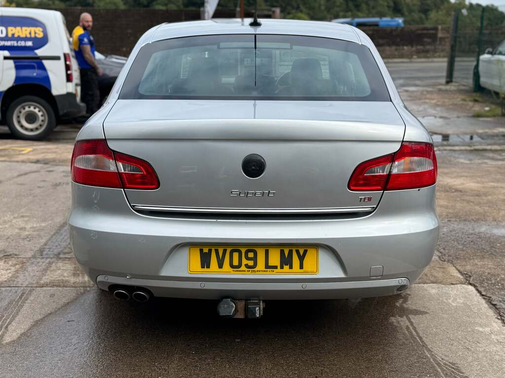 Skoda Superb 2.0 Tdi Elegance Dsg 2009 WV09LMY #6