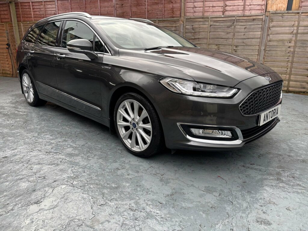 Ford Mondeo 2.0 Tdci Vignale Powershift Euro 6 Ss Grey