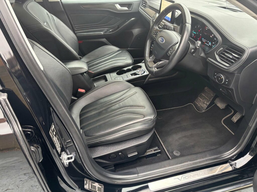 Ford Focus 2.0 Ecoblue Vignale Euro 6 Ss EG19HCU Black #2