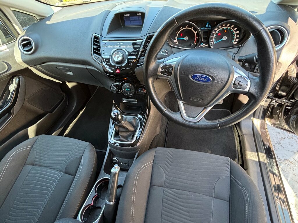 Ford Fiesta 1.0 Ecoboost 125 Titanium LM14SCZ Black #6