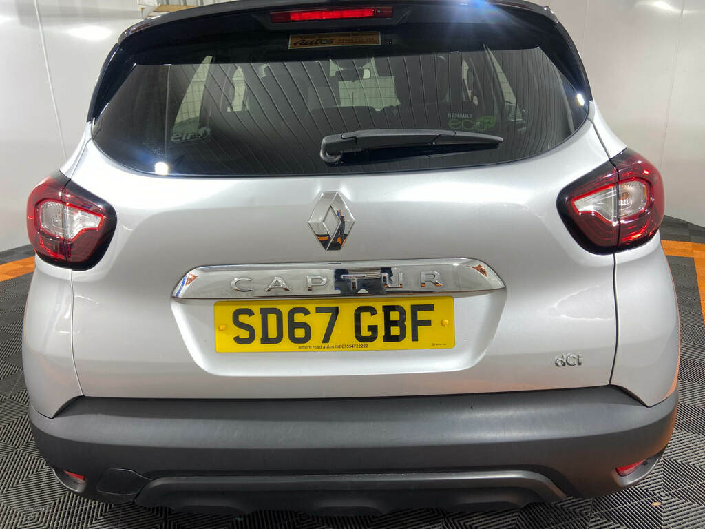 Renault Captur 1.5 Dci 90 Dynamique SD67GBF Black #4