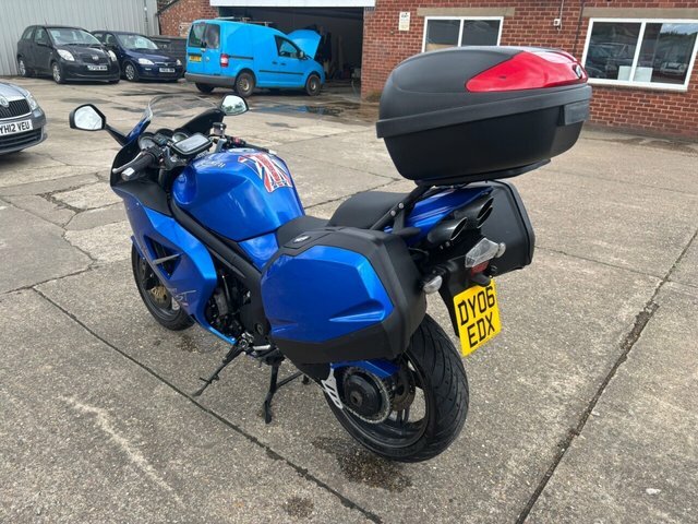 Triumph  St 1050 DY06EDX Blue #4