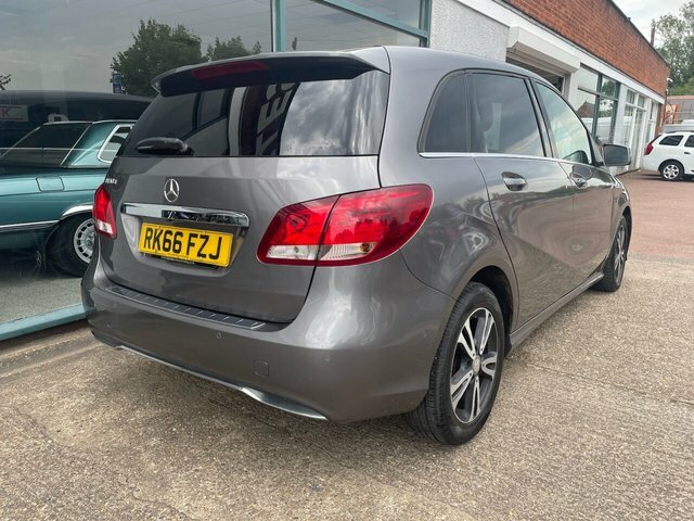 Mercedes-Benz B Class 1.5 B 180 D Se Executive 107 Bhp RK66FZJ Grey #3