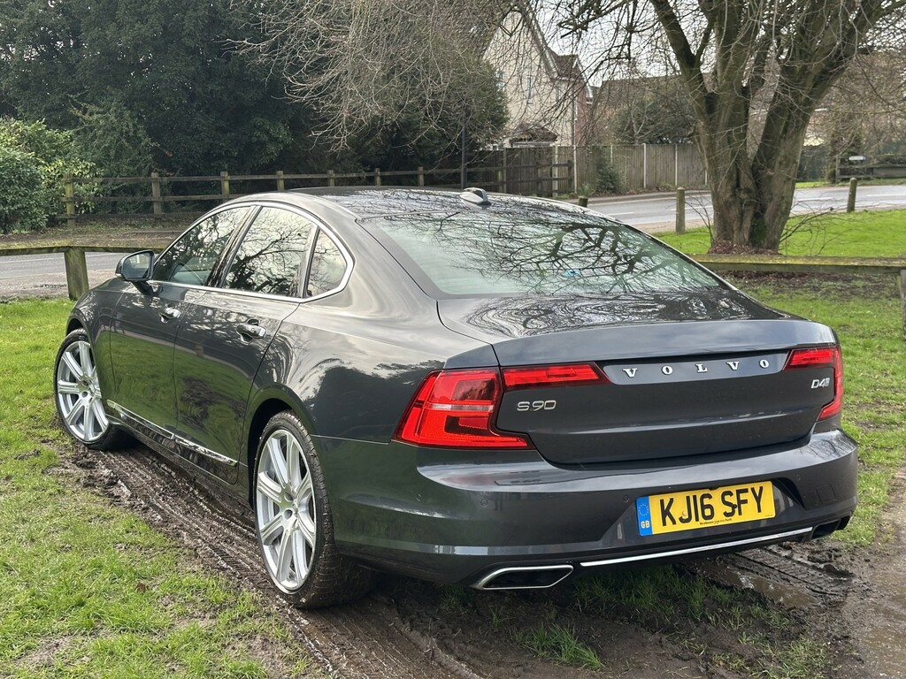 Volvo S90 Saloon 2.0 Inscription D4 2016 Grey #3