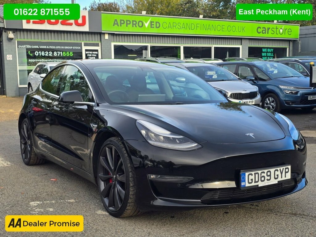 Tesla Model 3 Saloon Black