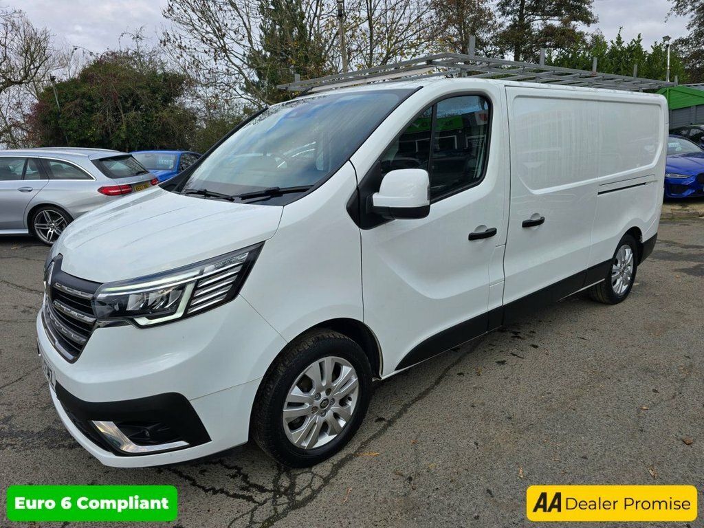Renault Trafic 2L Sport ND72FMZ White #6