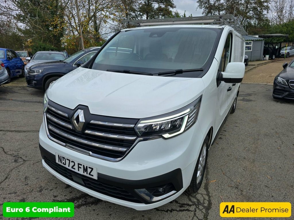 Renault Trafic 2L Sport ND72FMZ White #5