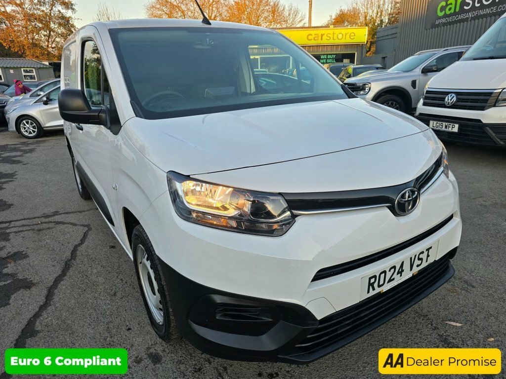 Toyota Proace City 1.5L Active White #3