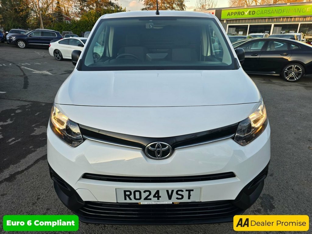 Toyota Proace City 1.5L Active White #4