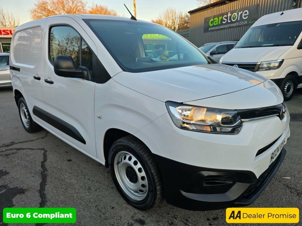 Toyota Proace City 1.5L Active White #2