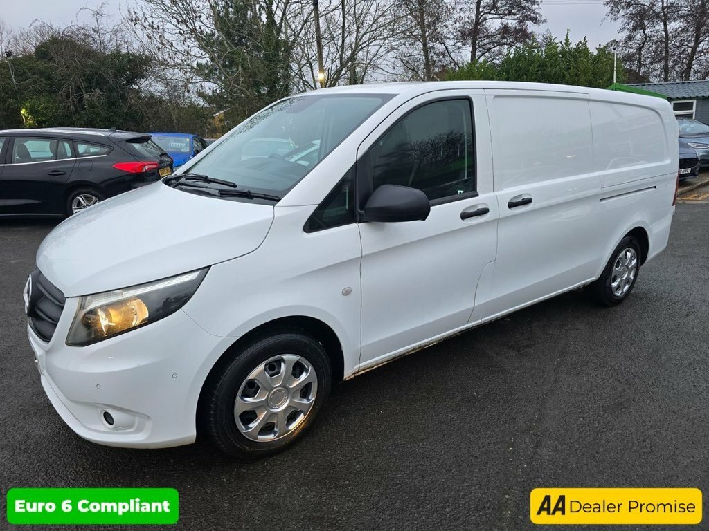 Mercedes-Benz Vito 2L Progressive KU22WHB White #6