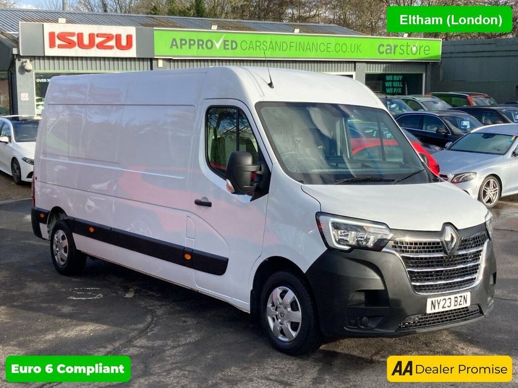 Renault Master 2.3L Advance White