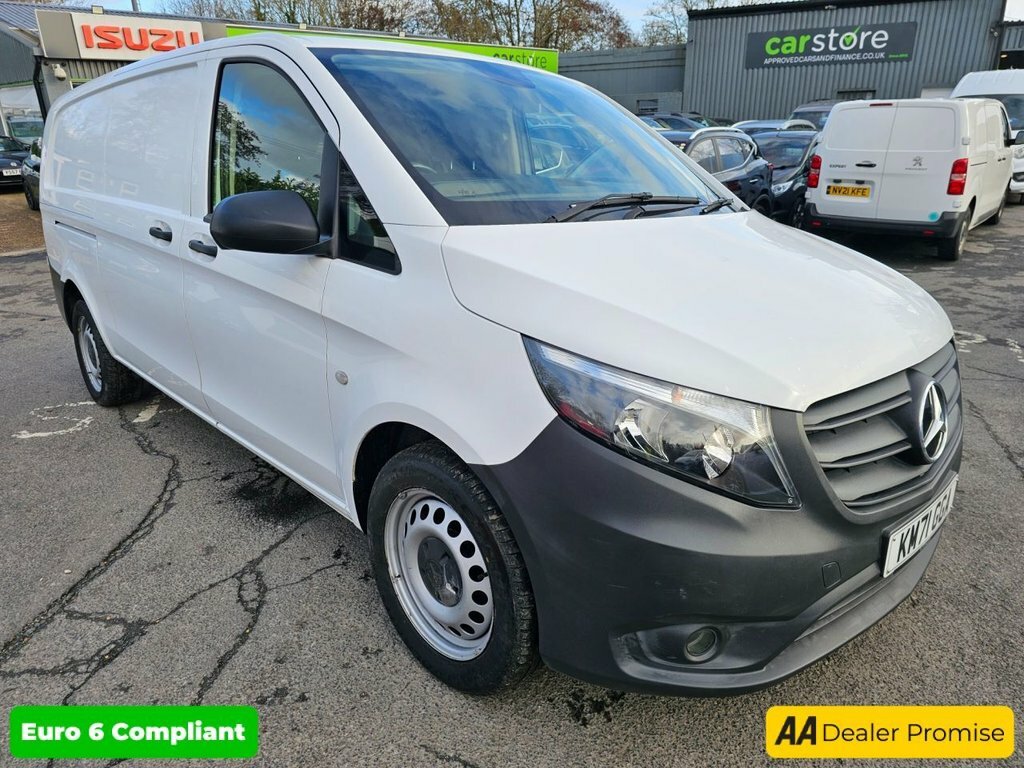 Mercedes-Benz Vito 2L Progressive KM71GGA White #2