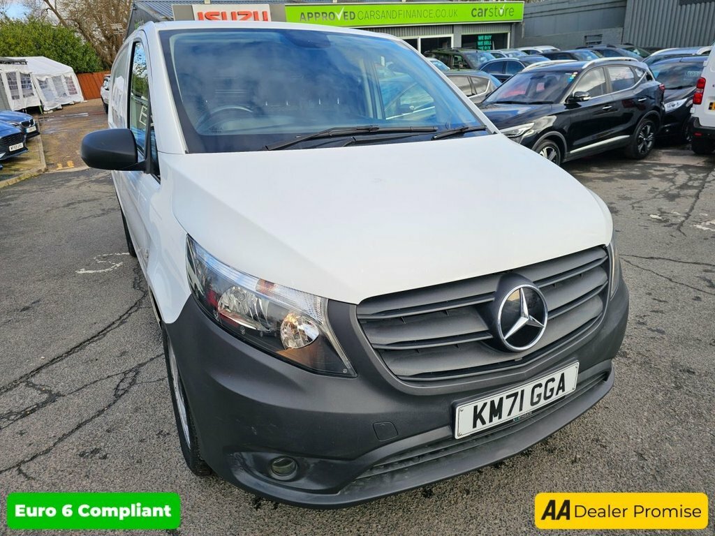Mercedes-Benz Vito 2L Progressive KM71GGA White #3