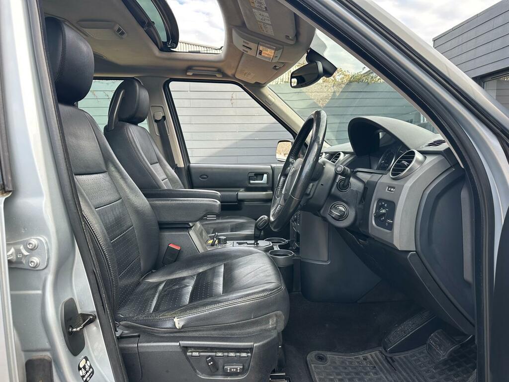 Land Rover Discovery 3 2.7 Td V6 Hse Station Wagon Silver #2