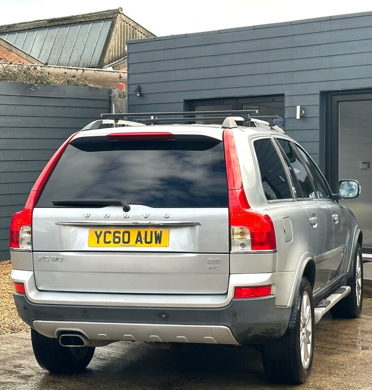 Volvo XC90 2.4 D5 Executive Geartronic 4X4 Silver #6
