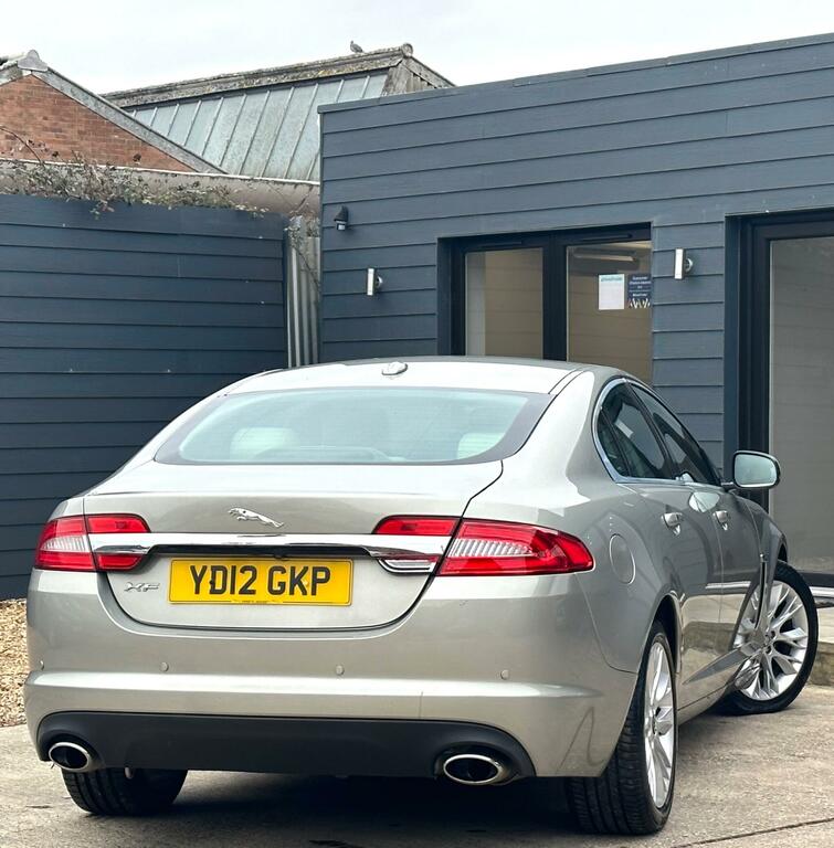 Jaguar XF 3.0D V6 Premium Luxury Euro 5 Gold #3