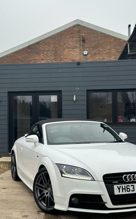 Audi TT 2.0 Tdi Black Edition Roadster S Tronic Quattro Eu White #4
