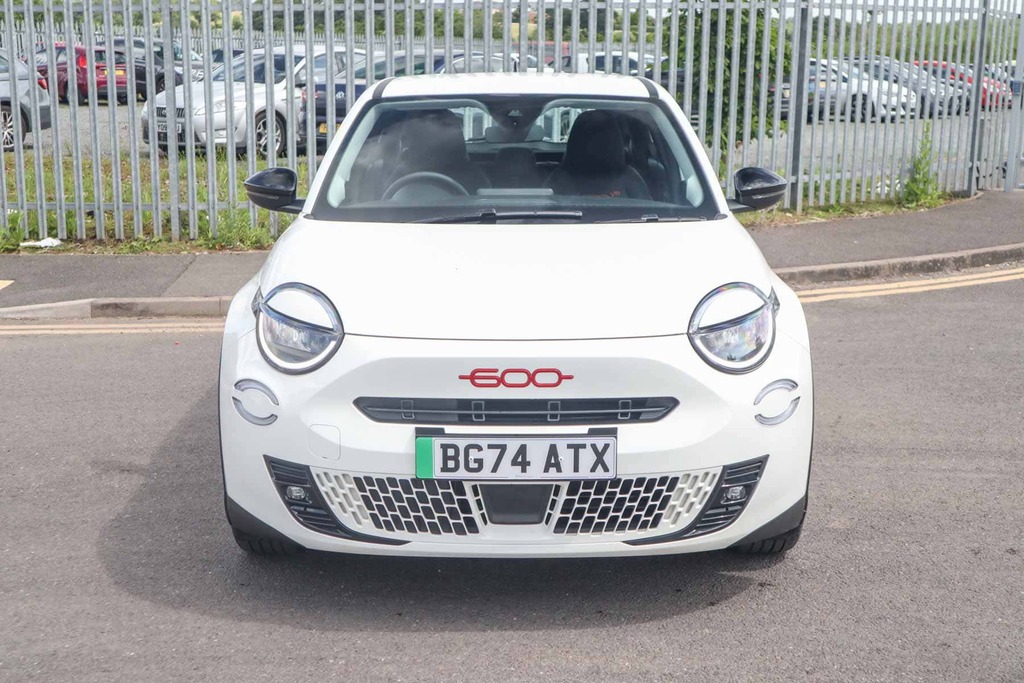 Fiat 600e New 600E 54Kwh 154Hp BG74ATX White #4