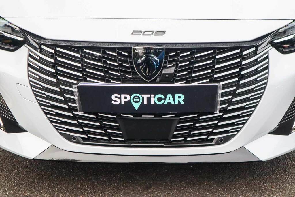 Peugeot 208 1.2 Puretech Tech Edition Black #6