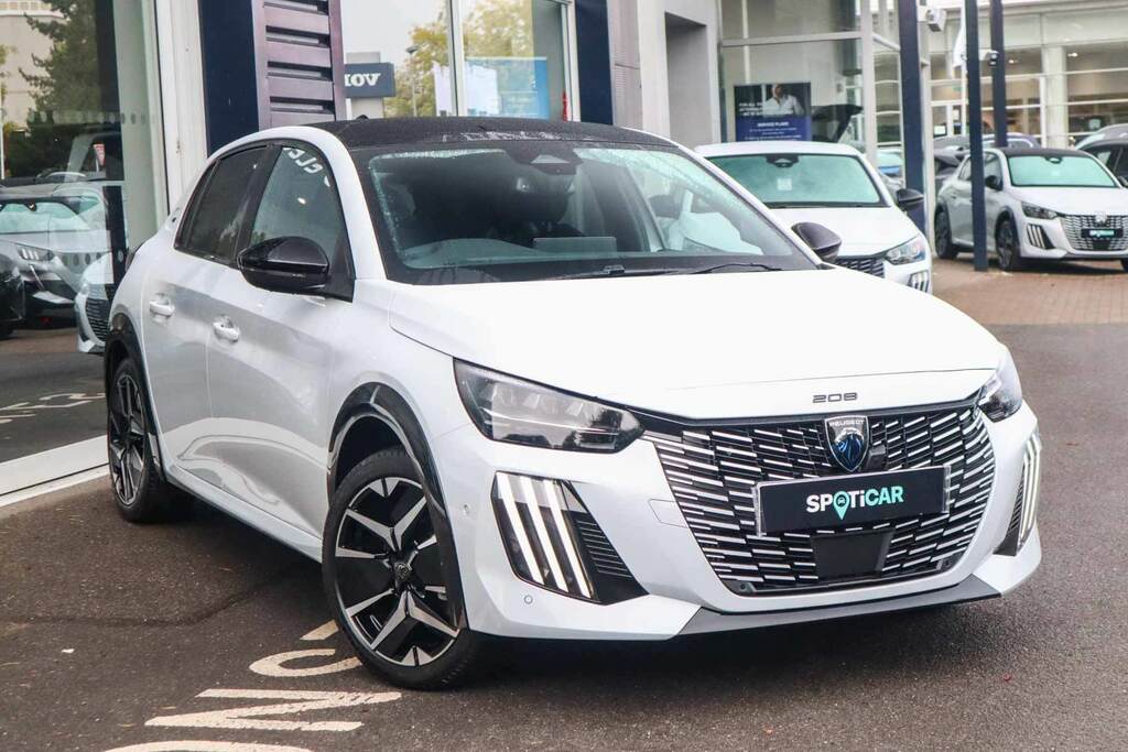 Peugeot 208 1.2 Puretech Tech Edition Black #1