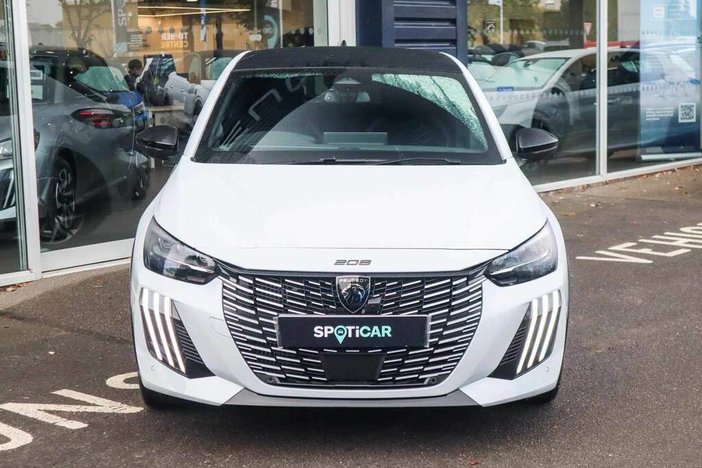 Peugeot 208 1.2 Puretech Tech Edition Black #3