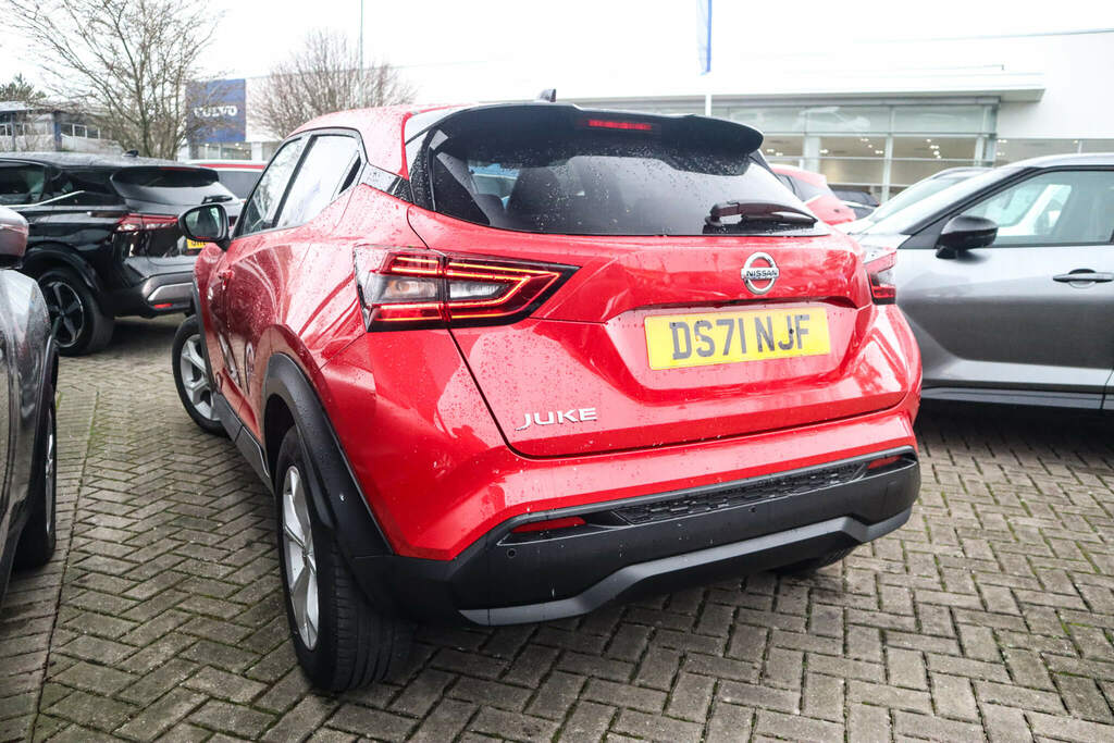Nissan Juke 1.0 Dig-t 114 N-connecta Dct DS71NJF Red #3