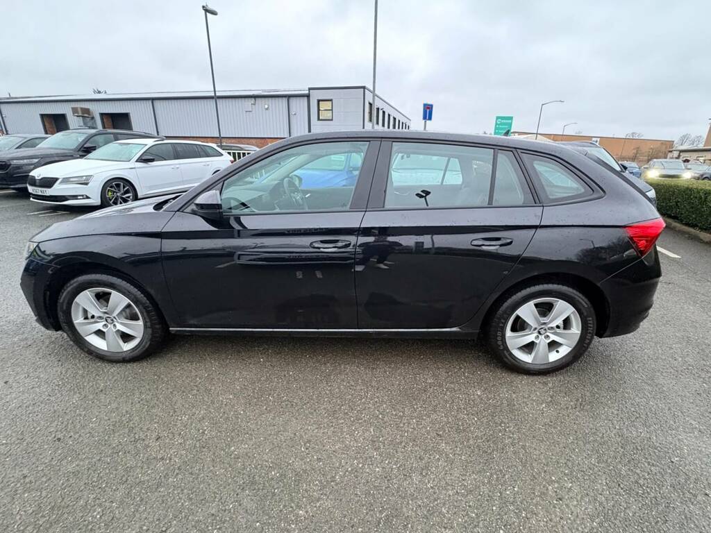 Skoda Scala 1.0 Tsi 116 Se Edition Black #6