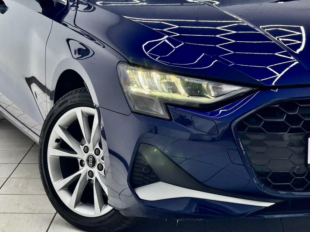 Audi A3 Hatchback 1.5 Tfsi 30 Sport Sportback S Tronic Eur MV25OWW Blue #2