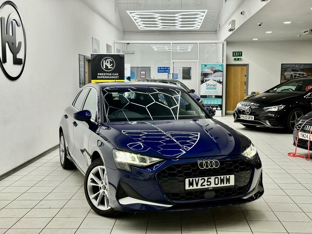 Audi A3 Hatchback 1.5 Tfsi 30 Sport Sportback S Tronic Eur Blue