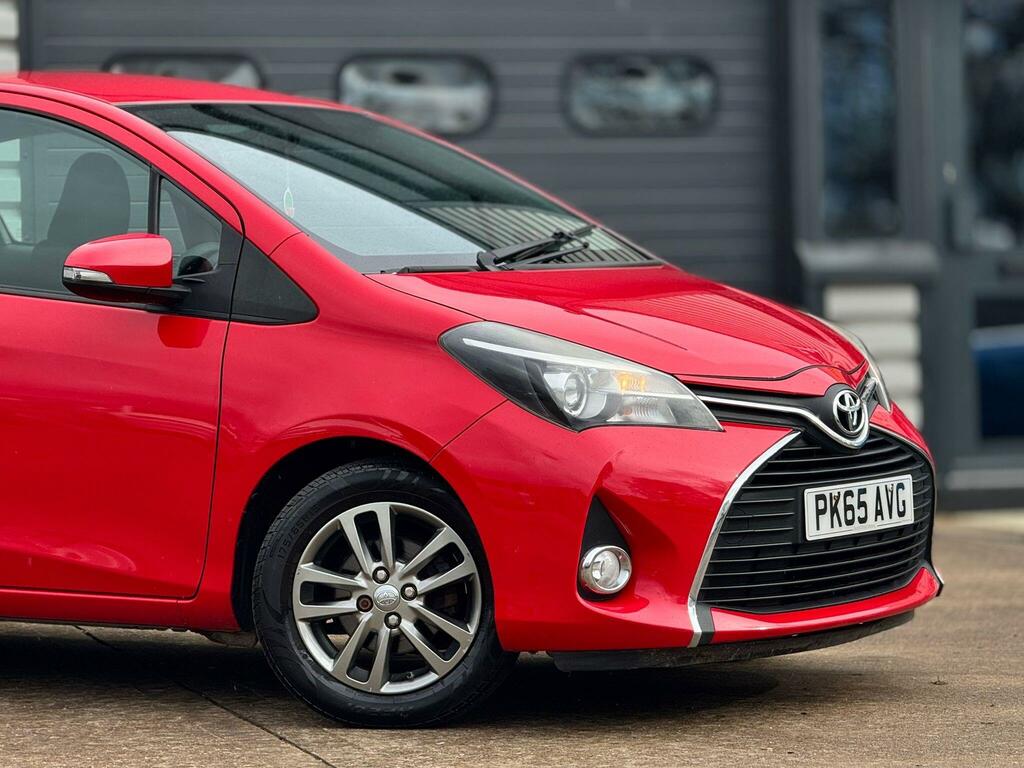 Toyota Yaris 1.0 Vvt-i Icon Euro 6 PK65AVG Red #5