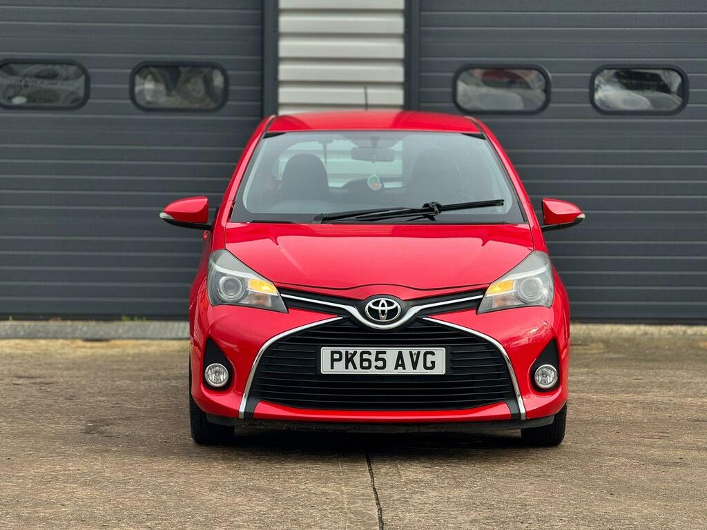 Toyota Yaris 1.0 Vvt-i Icon Euro 6 PK65AVG Red #2